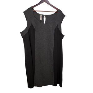 Pennington’s Black & Grey Colourblock Medium Weight MIDI Dress Size 3x